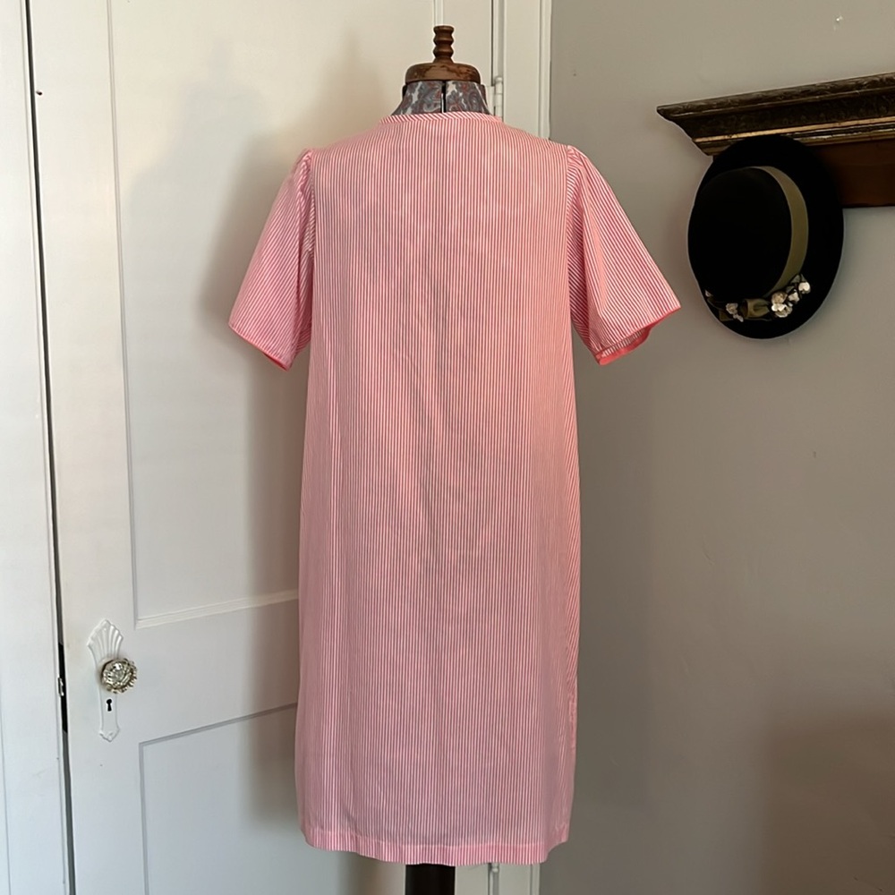 Women’s Vintage Basic Editions Intimates Duster - image 4